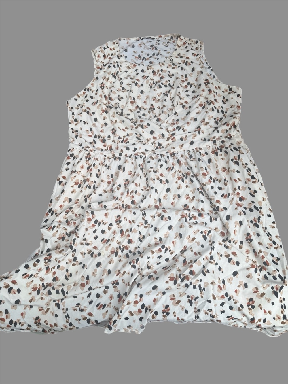 BloomChic White Sleeveless dress